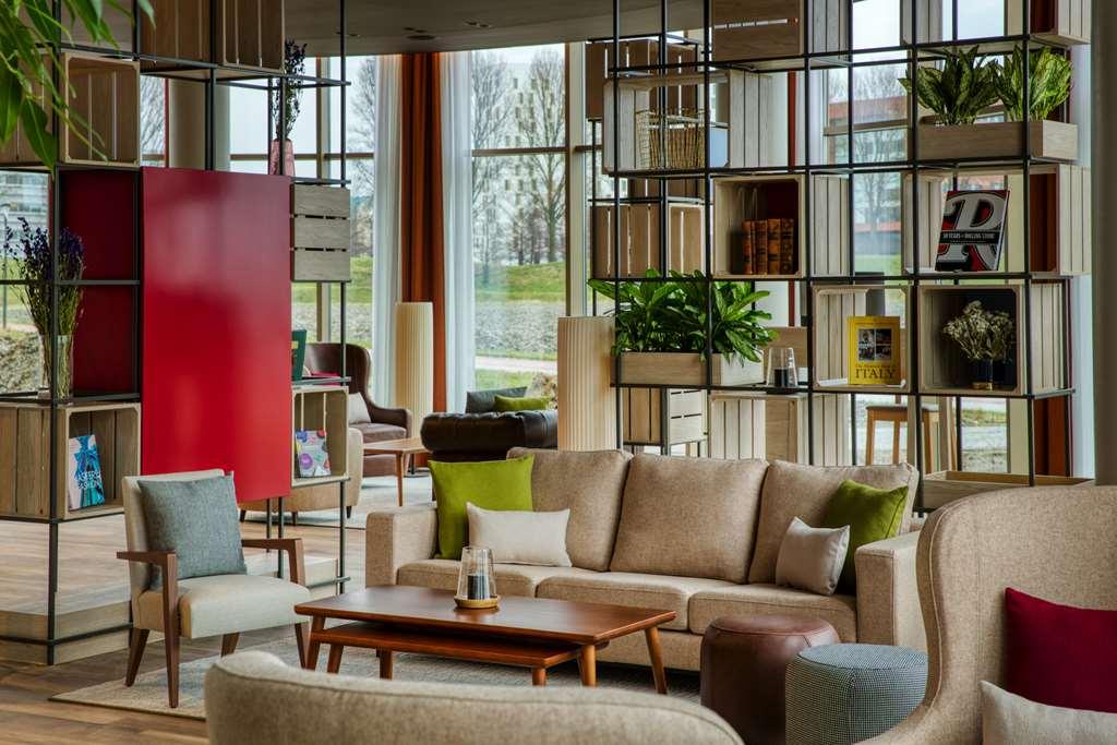 Intercityhotel Amsterdam Schiphol Airport Hotel